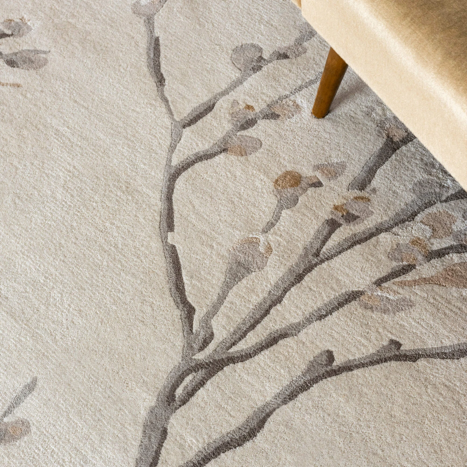 Pussy Willow Dove Grey 200cm X 280cm Rug 4 Pussy Willow Dove Grey 200cm X 280cm Rug - Image 4