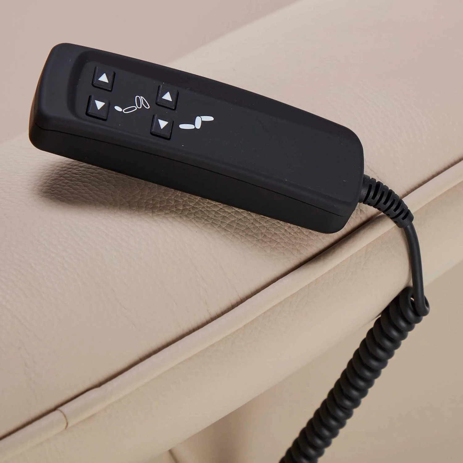 Himolla Lupo Cream Leather 3 Seater Electric Recliner Sofa 13 Himolla Lupo Cream Leather 3 Seater Electric Recliner Sofa - Image 13