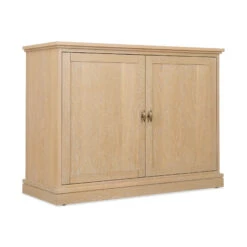 Trieste Traditional Oak 2 Door Sideboard
