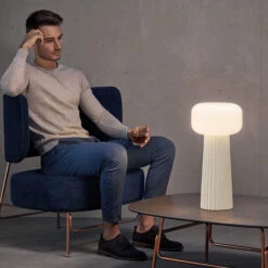 Fara Blanca White Table Lamp