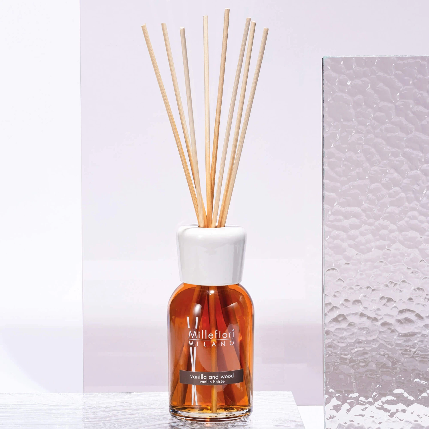 Millefiori 250ml Vanilla & Wood Reed Diffuser 1 Millefiori 250ml Vanilla & Wood Reed Diffuser