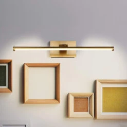 Brass 40cm Battery-Powered USB Overhanging Picture Light