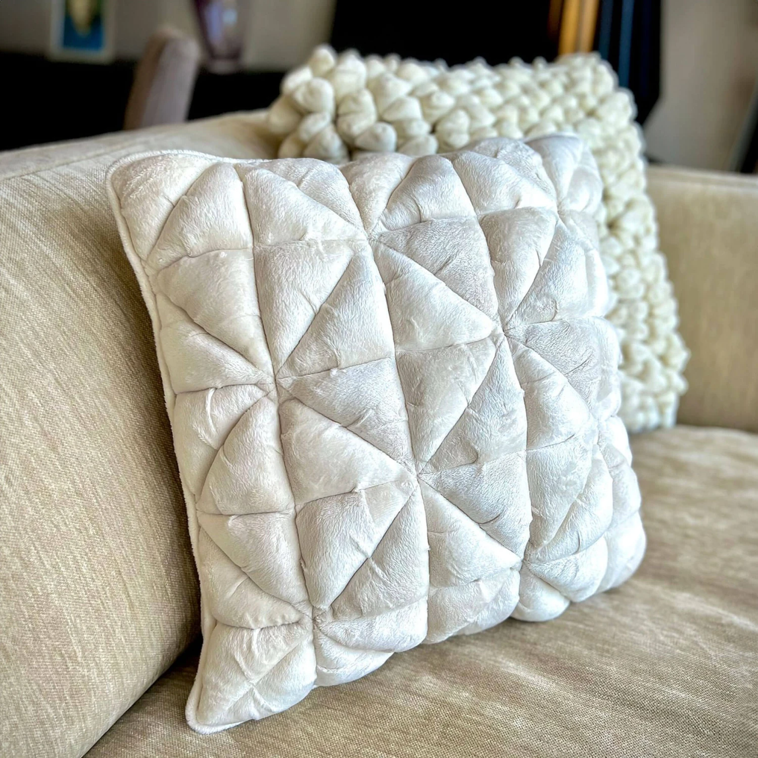 Dreamweavers Penthouse White Cushion 1 Dreamweavers Penthouse White Cushion