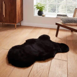 Super Teddy Black Single Sheepskin Rug