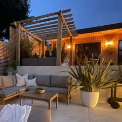 Jama Graphite Black Outdoor Wall Light -Housingunits 702ca680e2e398c617638ae8c1b8556d