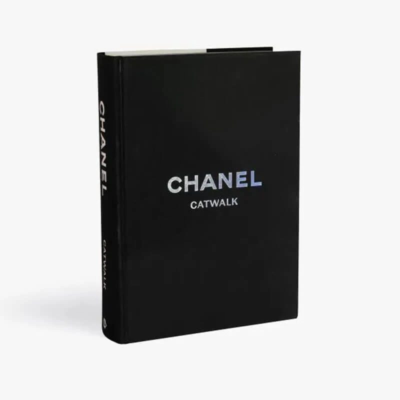 Chanel Catwalk Book 1 Chanel Catwalk Book