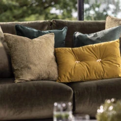 Bingham Olive Velvet Cushion -Housingunits 87567743484680195a650497aef2965b 1