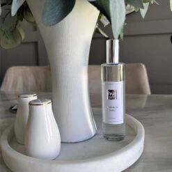 HU Green Irish Tweed 100ml Room Spray -Housingunits 89093eb16504bc8091cfdcef88656178