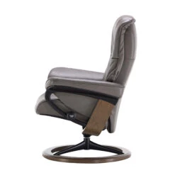 Stressless Mayfair Medium Leather Recliner Chair & Footstool In Velaro Grey With Smoked Oak Signature Base -Housingunits 900a4fdea50d793a155a793aa85de457 1