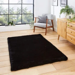 Super Teddy Black Rug Collection