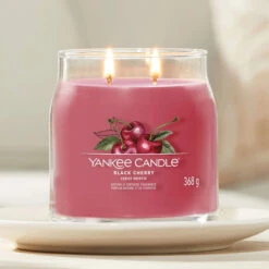 Medium Black Cherry Yankee Candle