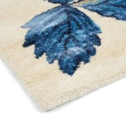 Wild Strawberry Cream Rug Collection -Housingunits b370e7b41803afa9c22a53e3647857d1