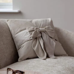 Velvet Bow Cream Cushion
