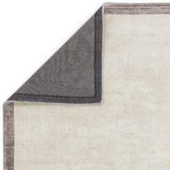 Blade Border Putty Silver Rug Collection -Housingunits bbf4210a621fe64a852774002b3ed6df