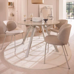 Odense Round Dining Table With 4 Odense Beige Dining Chairs