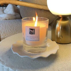 HU Pomegranate Rouge 30cl Candle -Housingunits d26164c44f03baccd56b9a0bfbbf1b2b