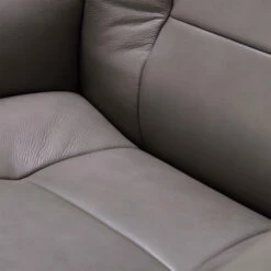 Stressless Mayfair Medium Leather Recliner Chair & Footstool In Velaro Grey With Smoked Oak Signature Base -Housingunits d5d21ef02aca8296bc8c7d3ee82d0f73 1