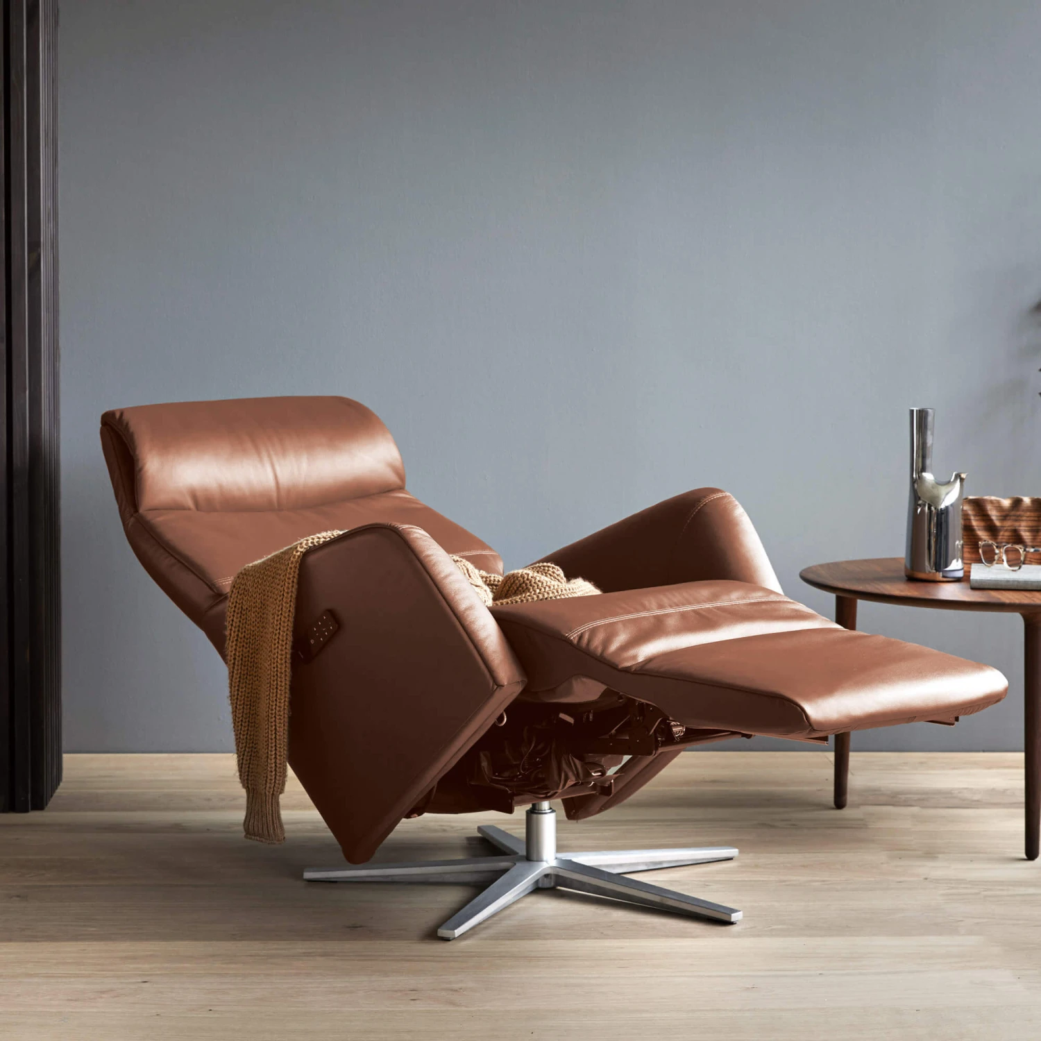 Stressless Scott Power Recliner Chair With Heat & Massage Function In Paloma New Cognac 5 Stressless Scott Power Recliner Chair With Heat & Massage Function In Paloma New Cognac - Image 5