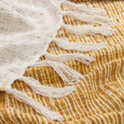 Sono Ink Cumin Throw -Housingunits e6d272e17b6dc6d6f38ba09d7ffa49c9