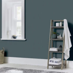 Silk Cascade Navy Wallpaper 10 Silk Cascade Navy Wallpaper -Housingunits f1e5020b6735d68c7b075965754624c1