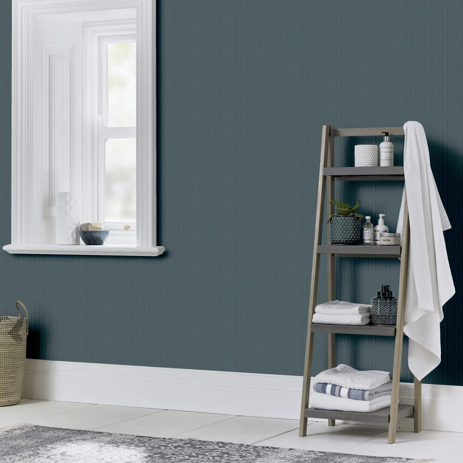 Silk Cascade Navy Wallpaper 4 Silk Cascade Navy Wallpaper - Image 4