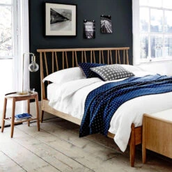 Ercol Winslow Natural Kingsize Bed Frame -Housingunits f6ae94bef4bf2122c74ab1f567df1e9e 2