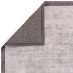 Blade Border Fine Silver 120x170cm Rug -Housingunits fdb2cee5bc552a1415aa3ffd0fa666e0